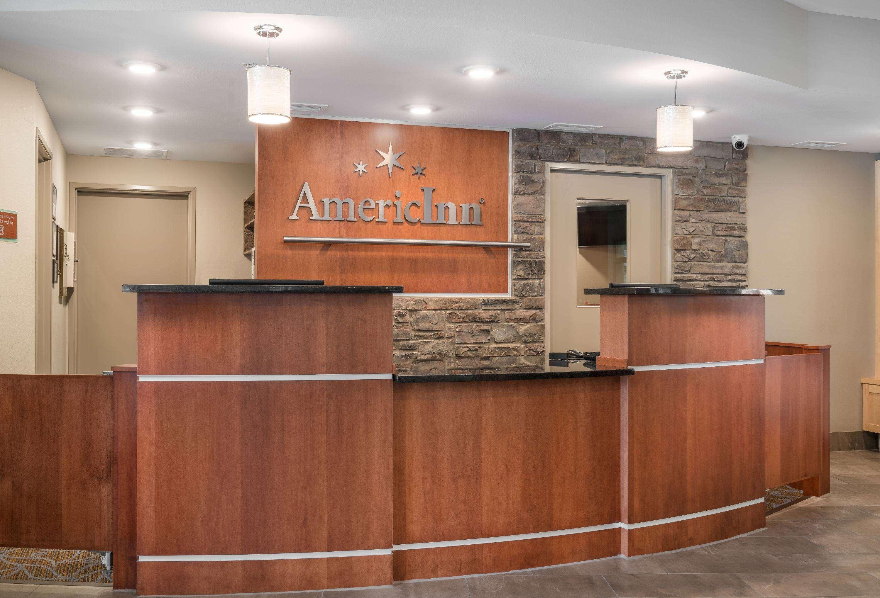 Americinn By Wyndham Уинона Екстериор снимка