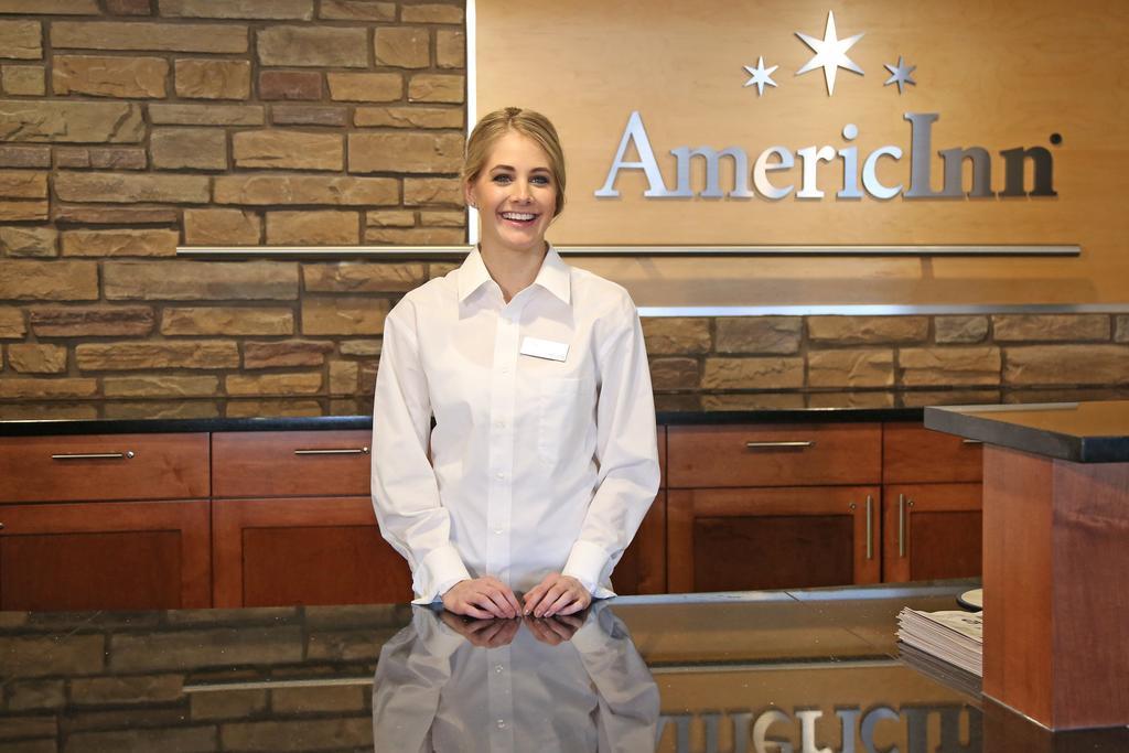 Americinn By Wyndham Уинона Екстериор снимка